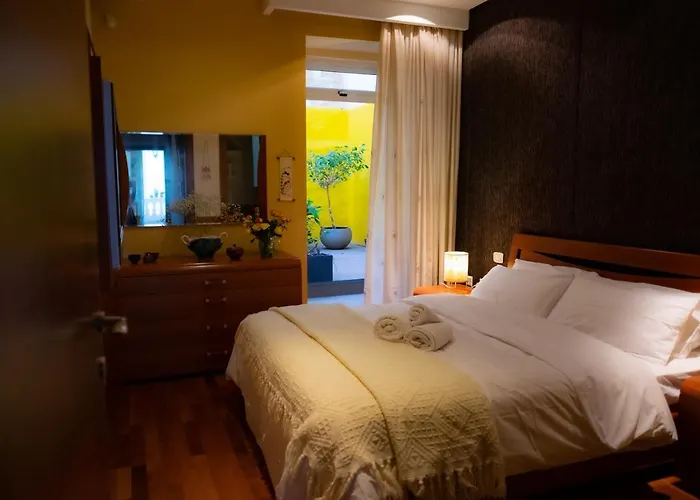 Apartament Collection - Merchant Str With Large Yard