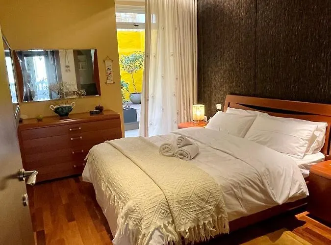 Appartement Collection - Merchant Str With Large Yard *