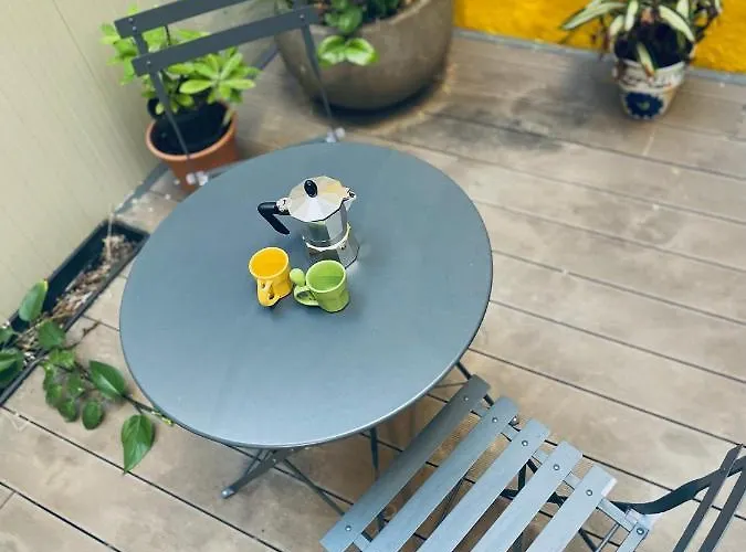 Collection - Merchant Str With Large Yard Appartement *