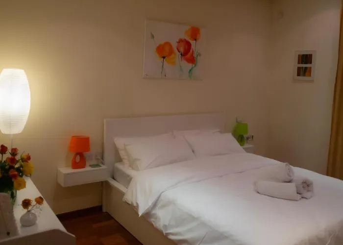 Appartement Collection - Merchant Str With Large Yard *